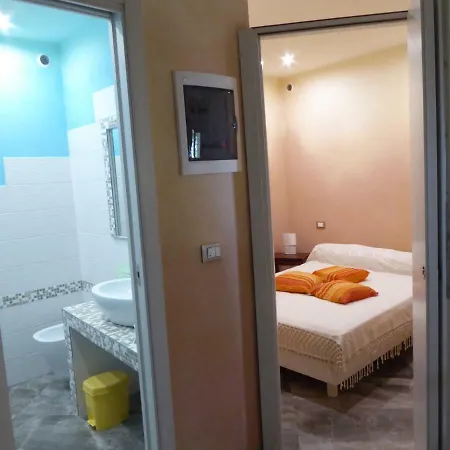 度假居 Rifugio Storico Sul Mare Saint-Raphaël