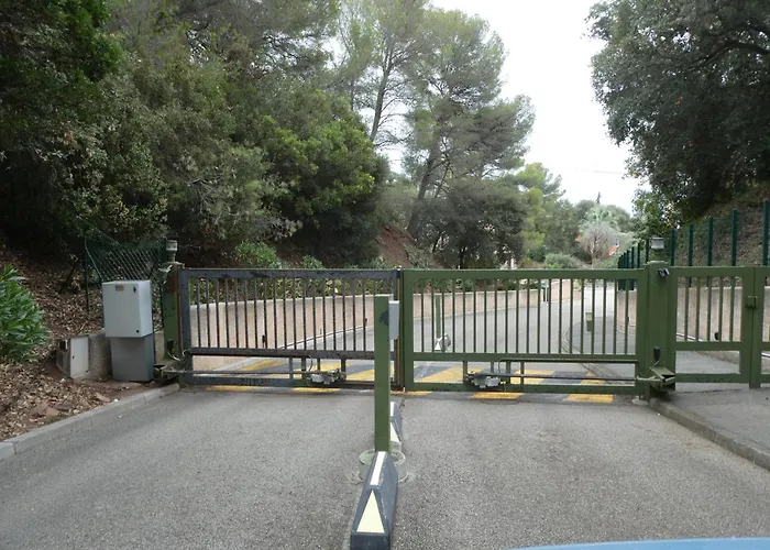 Rifugio Storico Sul Mare * Saint-Raphaël