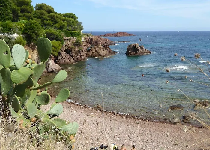 Rifugio Storico Sul Mare * Saint-Raphaël