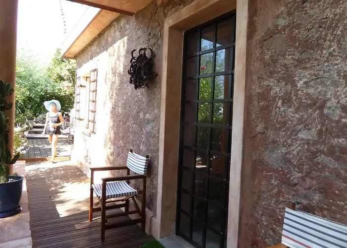 Rifugio Storico Sul Mare Nyaraló *