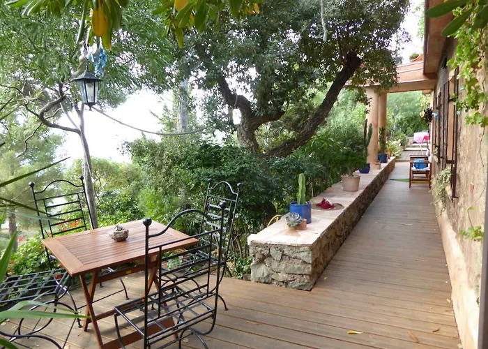 Rifugio Storico Sul Mare Vakantiehuis Saint-Raphaël